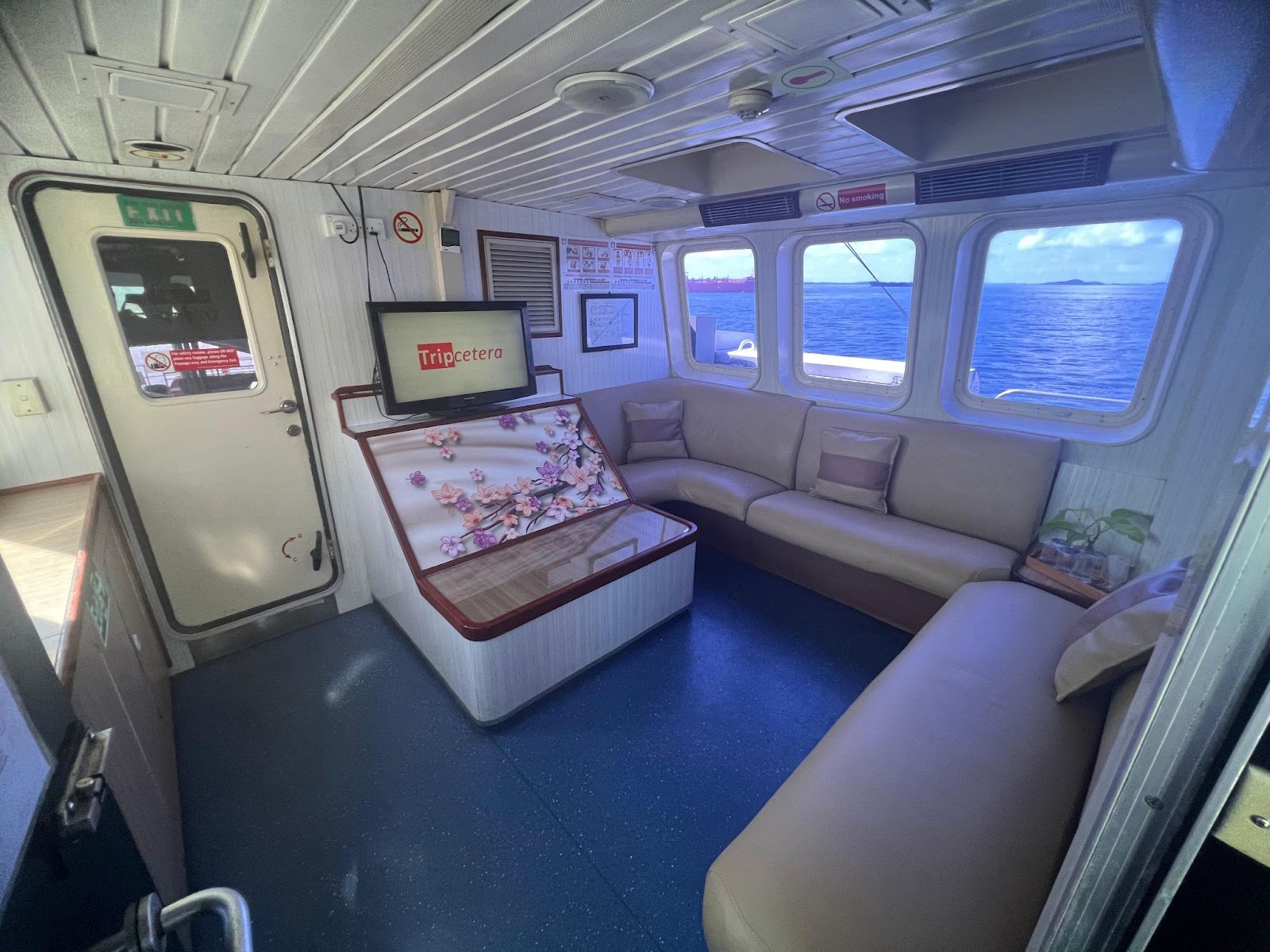 JetRaider VIP Cabin